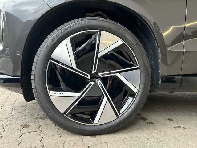 Volvo EX90
