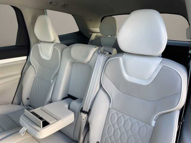 Volvo EX90