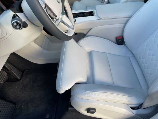 Volvo EX90