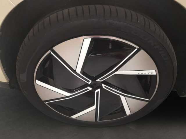 Volvo EX90