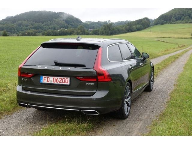Volvo V90