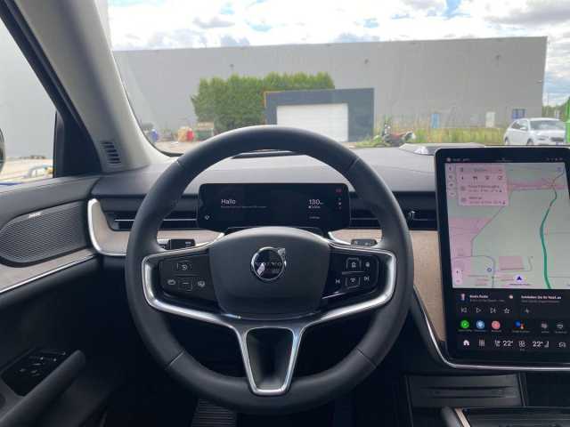 Volvo EX90