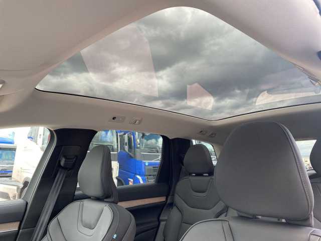 Volvo EX90