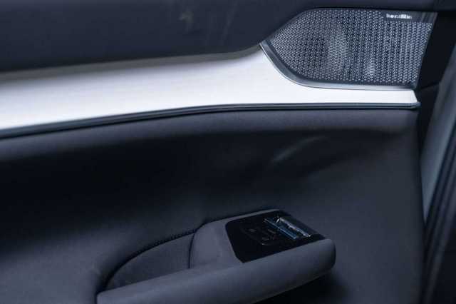 Volvo EX90