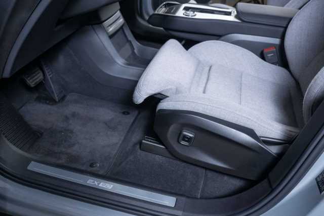 Volvo EX90
