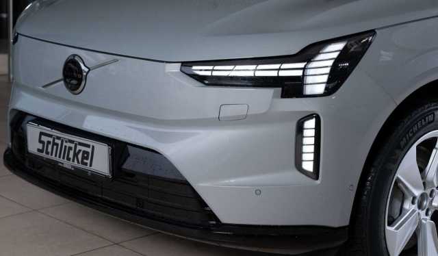Volvo EX90