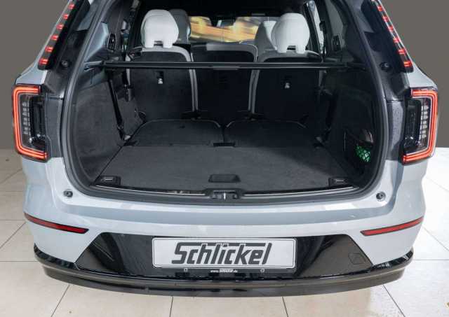 Volvo EX90