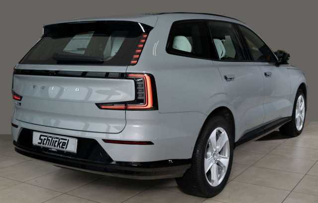 Volvo EX90