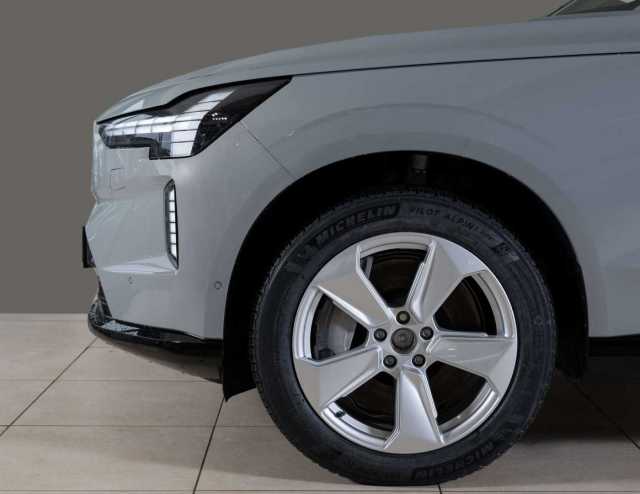 Volvo EX90