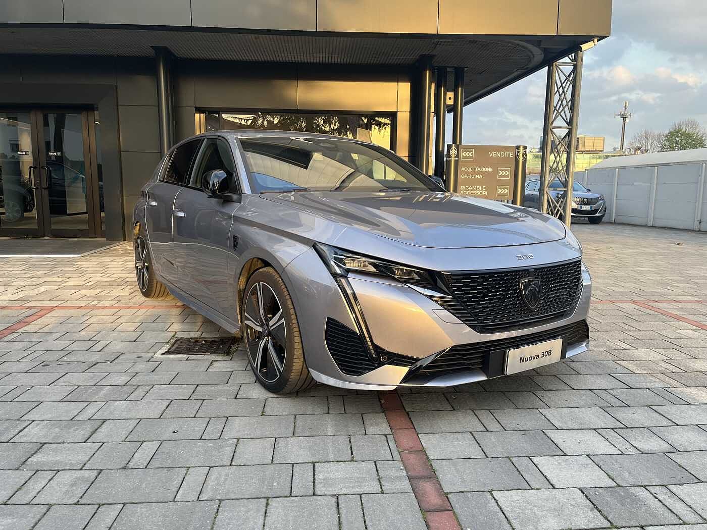 Peugeot 308 – BlueHDi 130 S&S EAT8 GT