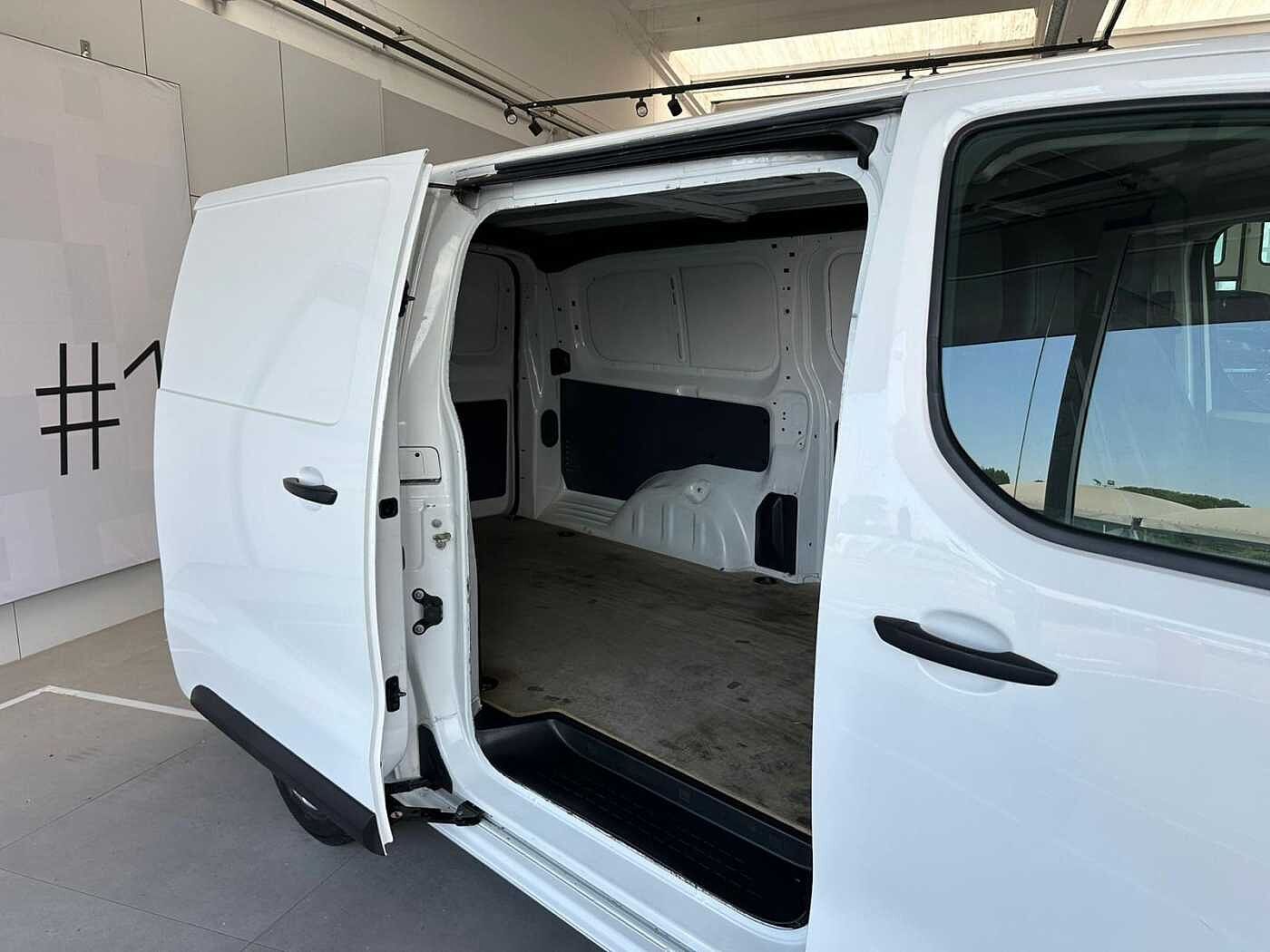 Opel Vivaro – 2.0 Diesel 120CV S&S PL-SL-TN L Furgone Essentia