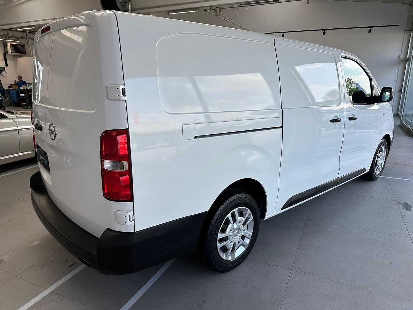 Opel Vivaro – 2.0 Diesel 120CV S&S PL-SL-TN L Furgone Essentia