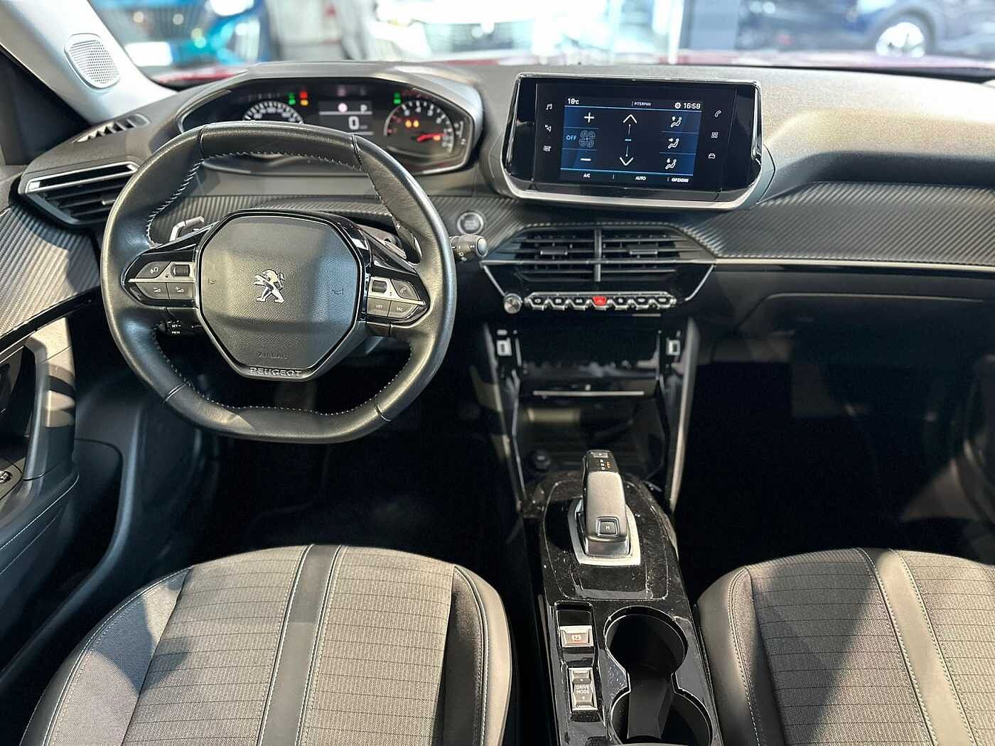 Peugeot 2008 – PureTech 130 S&S EAT8 Allure Pack