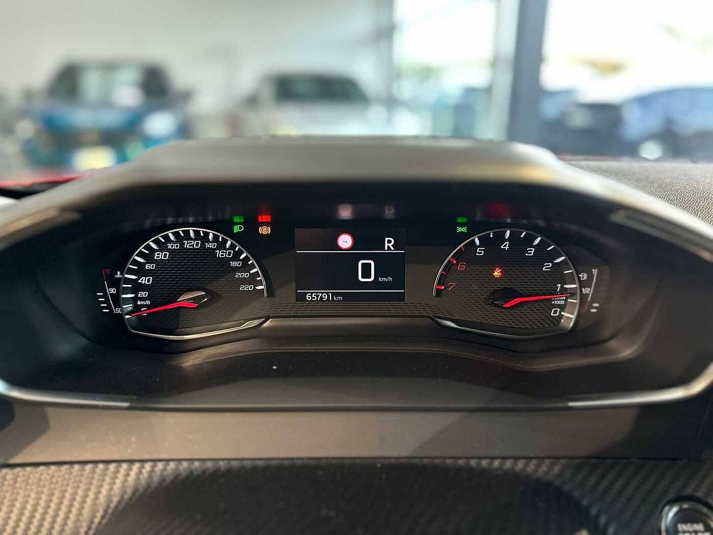 Peugeot 2008 – PureTech 130 S&S EAT8 Allure Pack