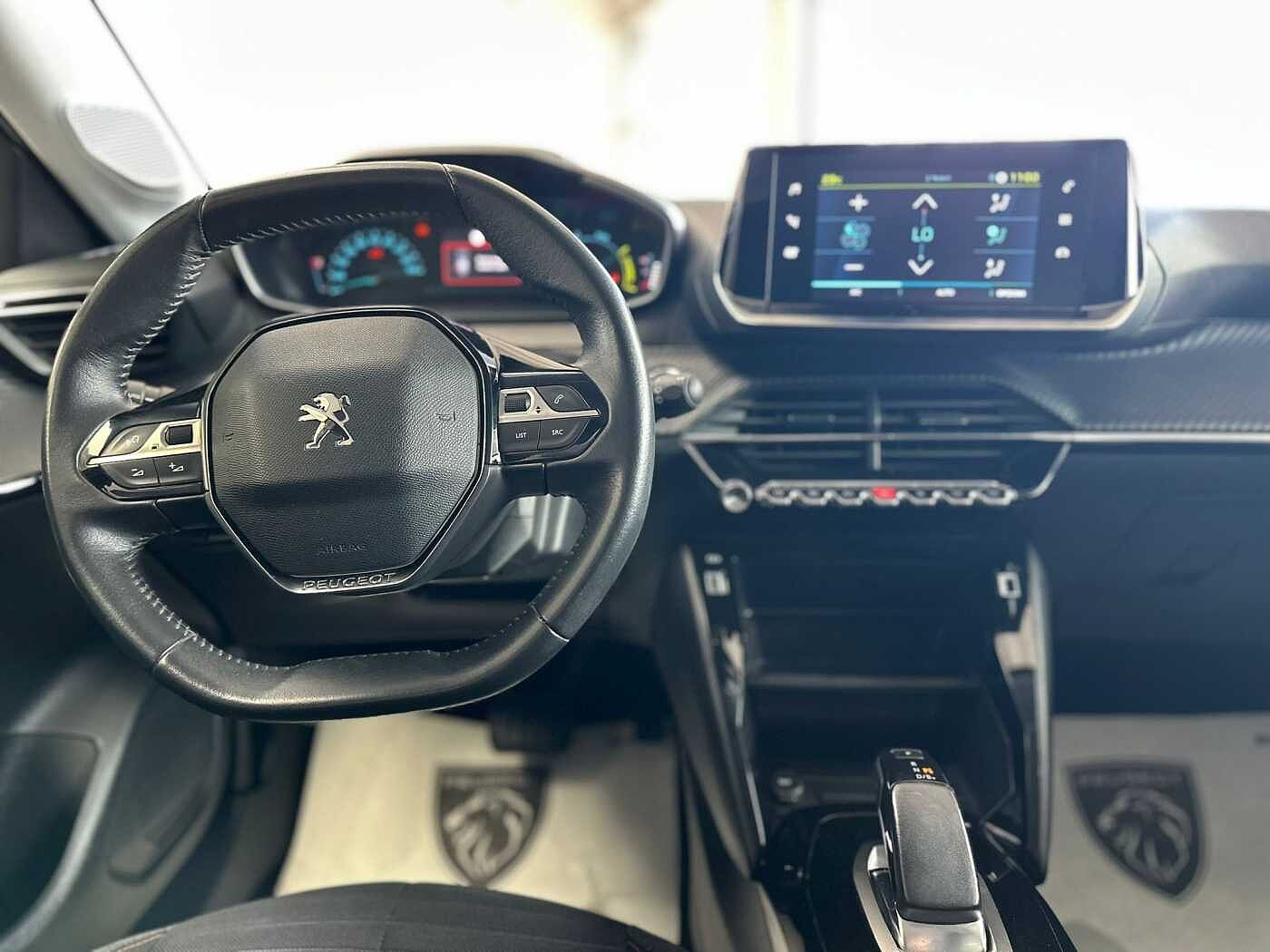 Peugeot 208 – motore elettrico 136 CV 5 porte Active Pack