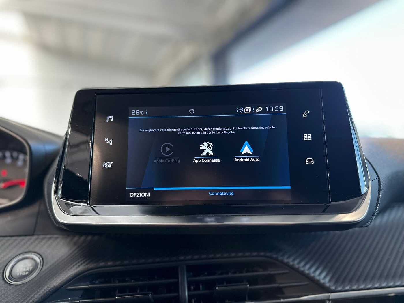 Peugeot 2008 – BlueHDi 100 S&S Allure