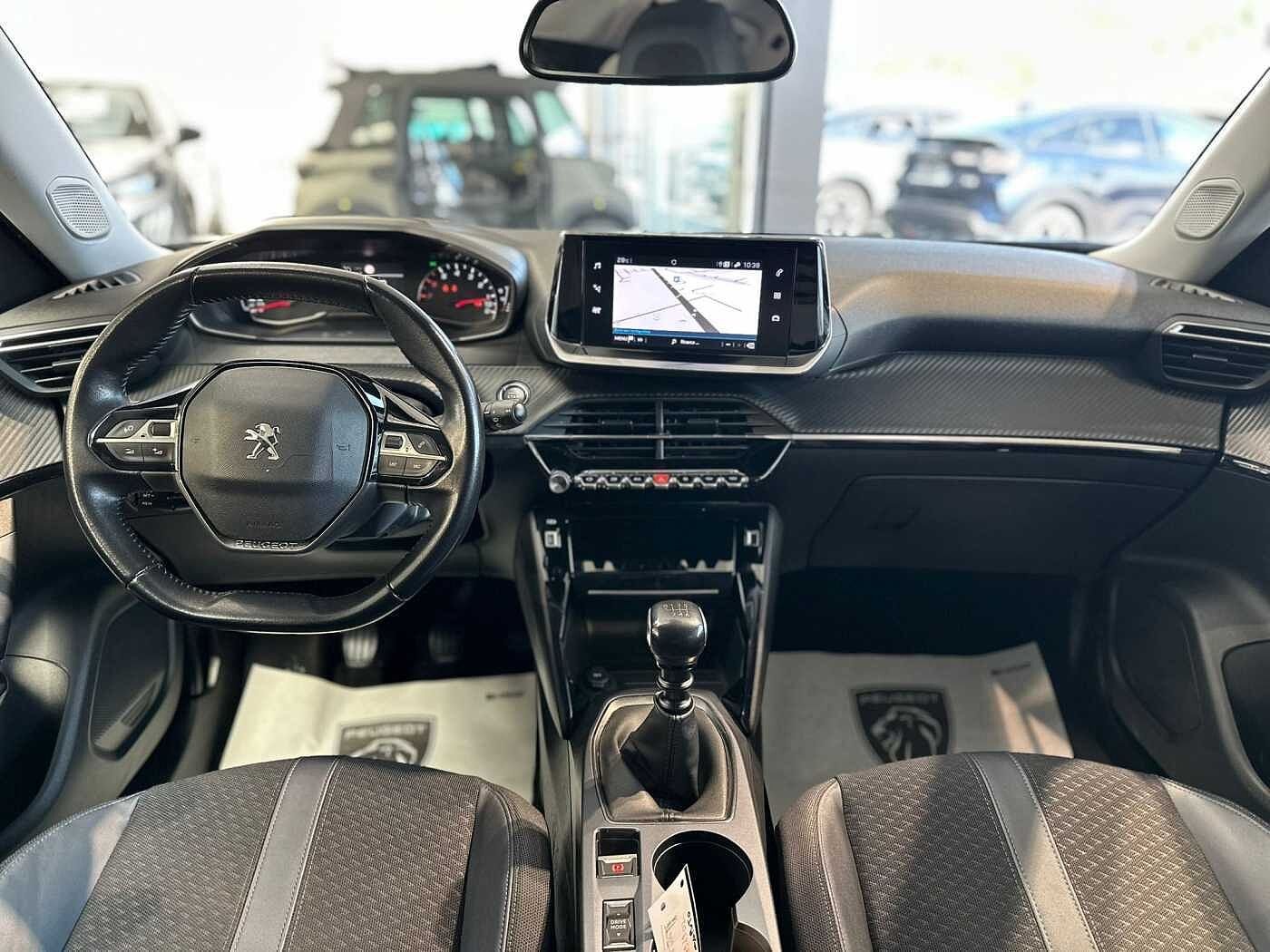 Peugeot 2008 – BlueHDi 100 S&S Allure