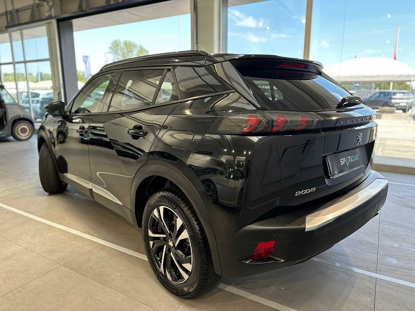 Peugeot 2008 – BlueHDi 100 S&S Allure