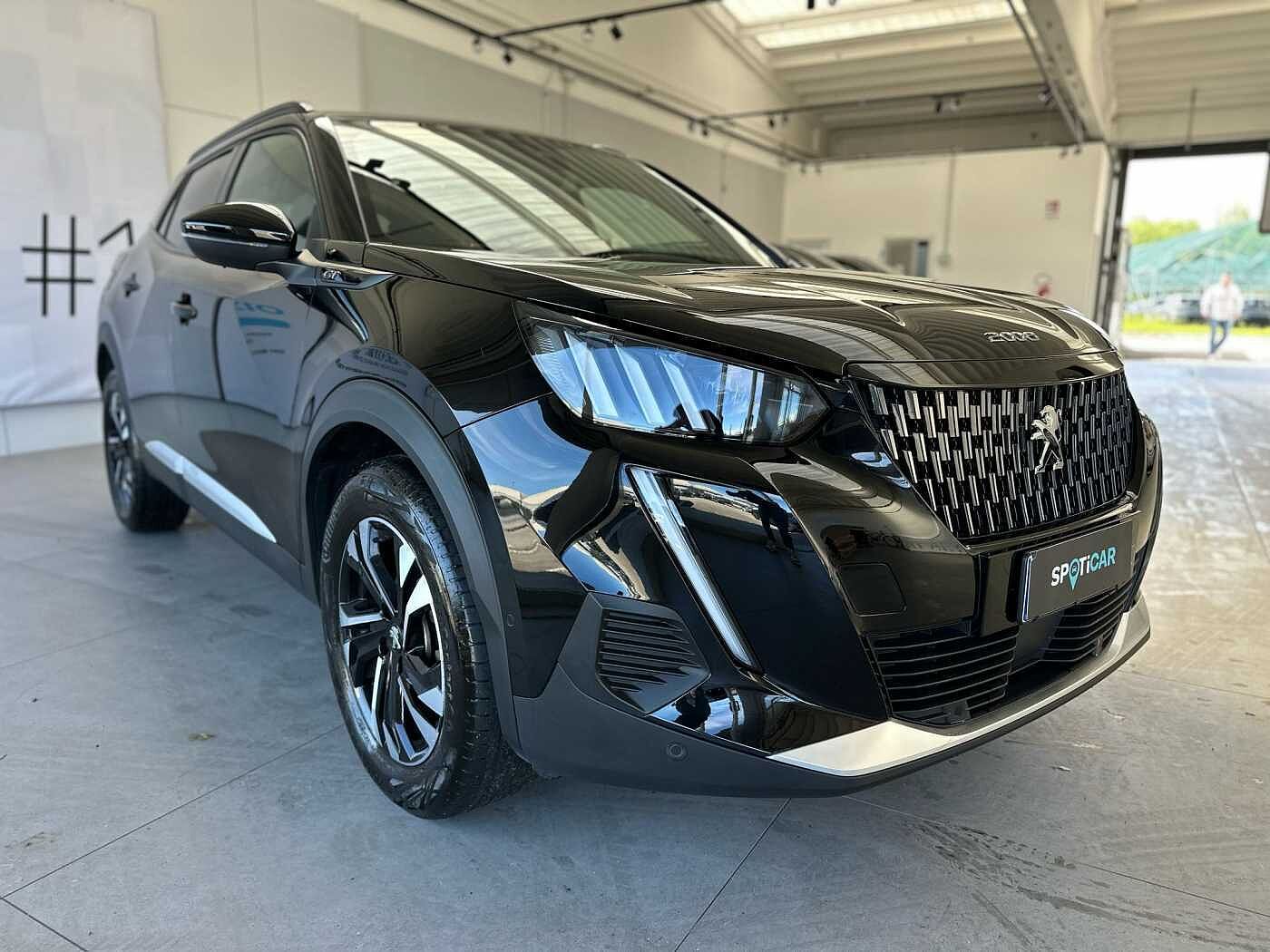 Peugeot 2008 – PureTech 130 S&S GT