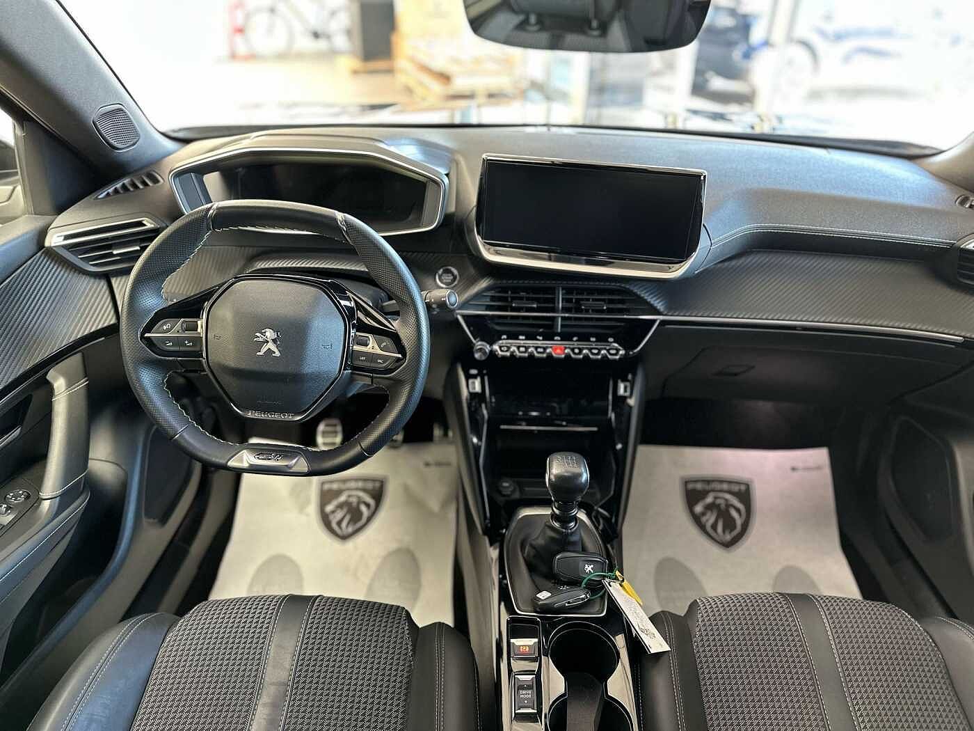 Peugeot 2008 – PureTech 130 S&S GT