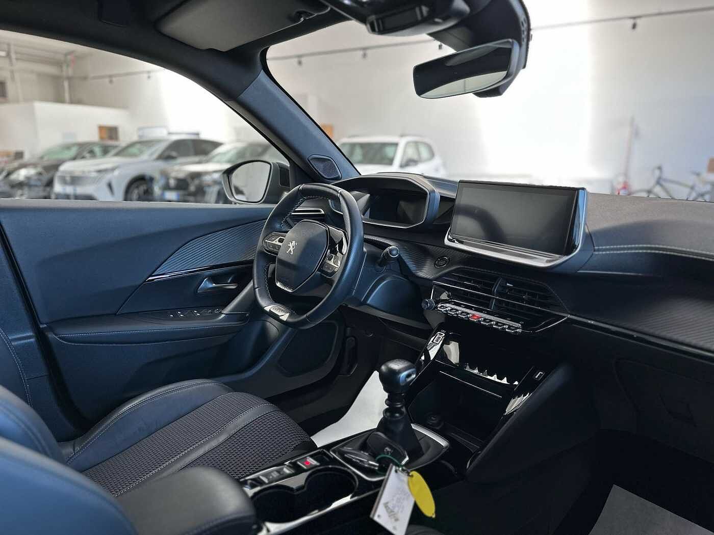 Peugeot 2008 – PureTech 130 S&S GT