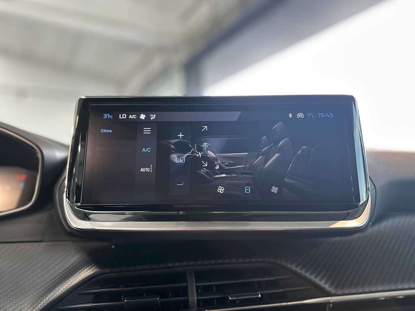 Peugeot 2008 – PureTech 100 S&S Allure Km Zero