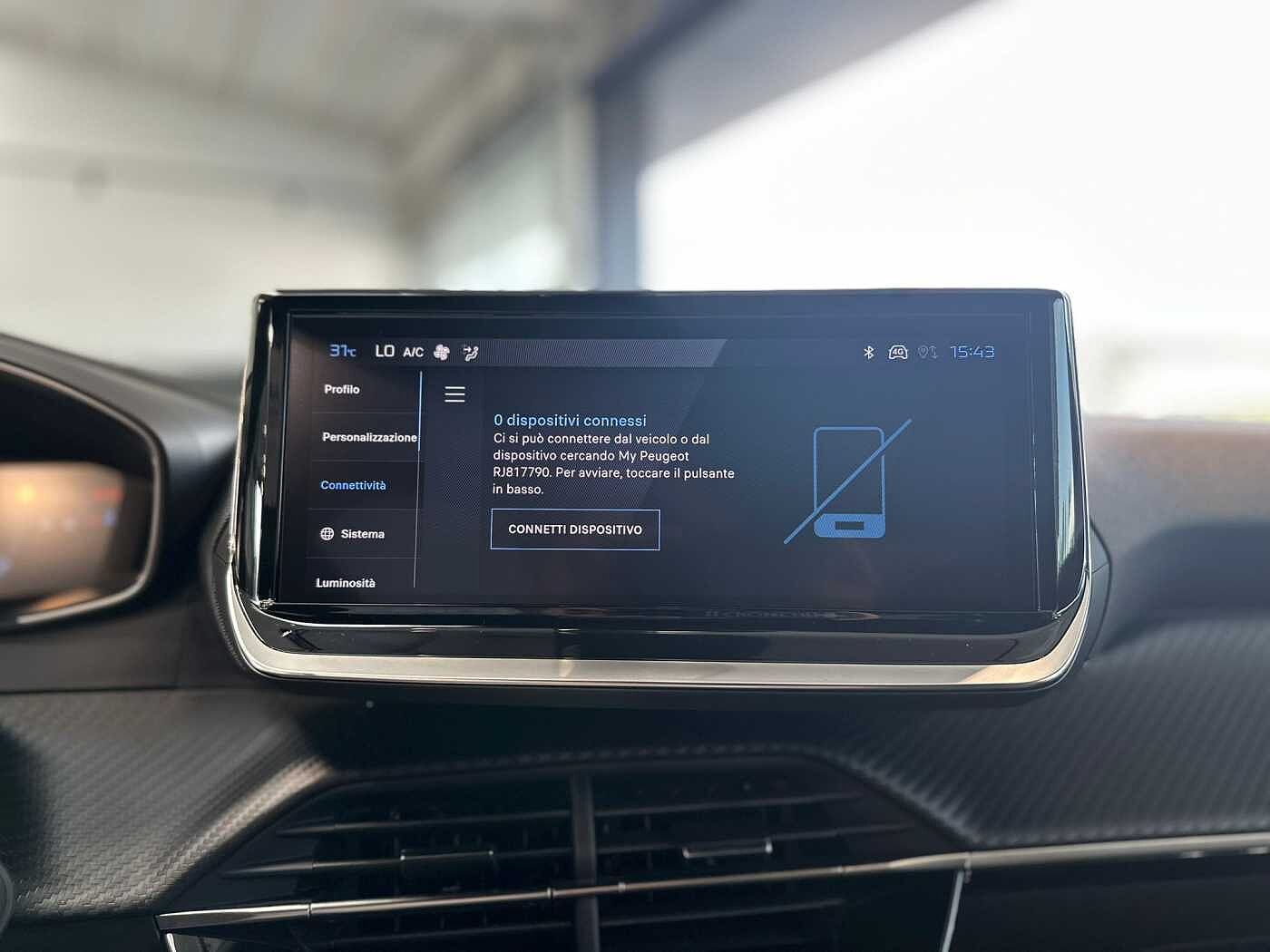 Peugeot 2008 – PureTech 100 S&S Allure Km Zero