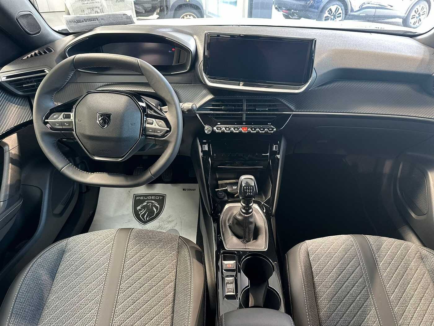 Peugeot 2008 – PureTech 100 S&S Allure Km Zero