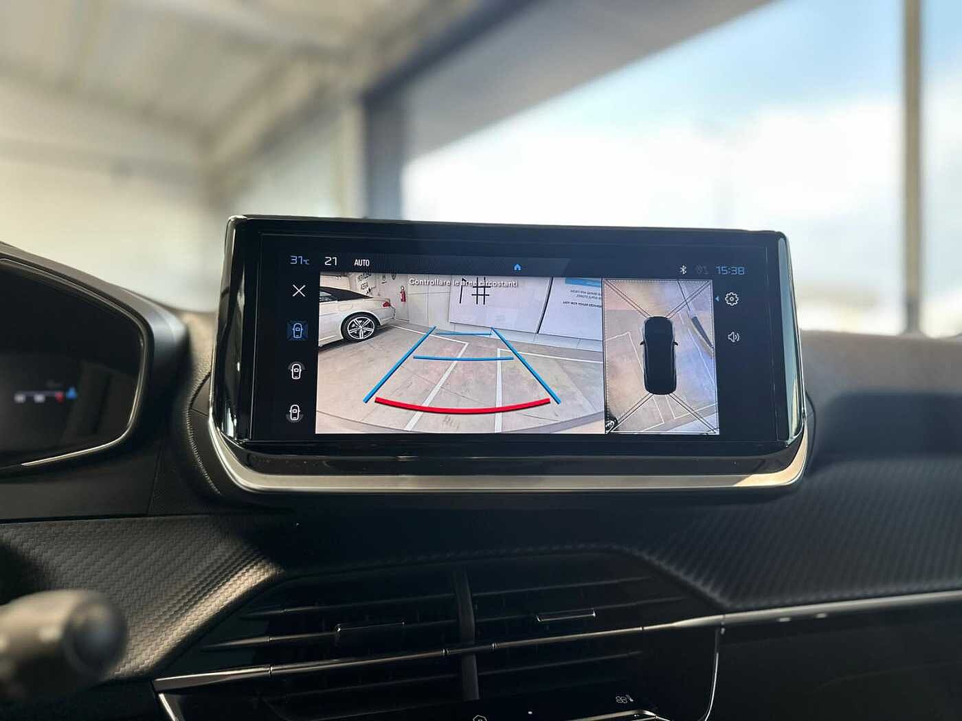 Peugeot 2008 – PureTech 100 S&S Allure Km Zero