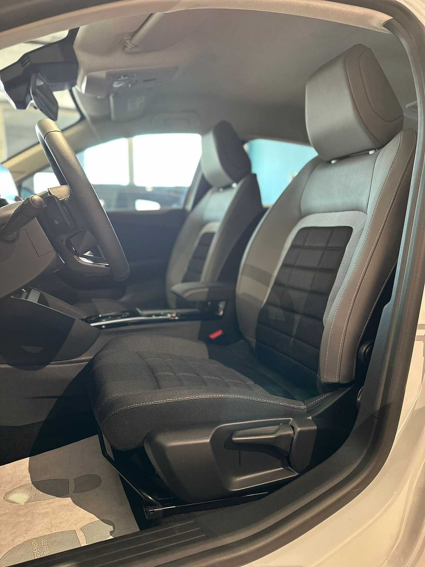 Citroen C4 – PureTech 130 S&S EAT8 Plus Km0