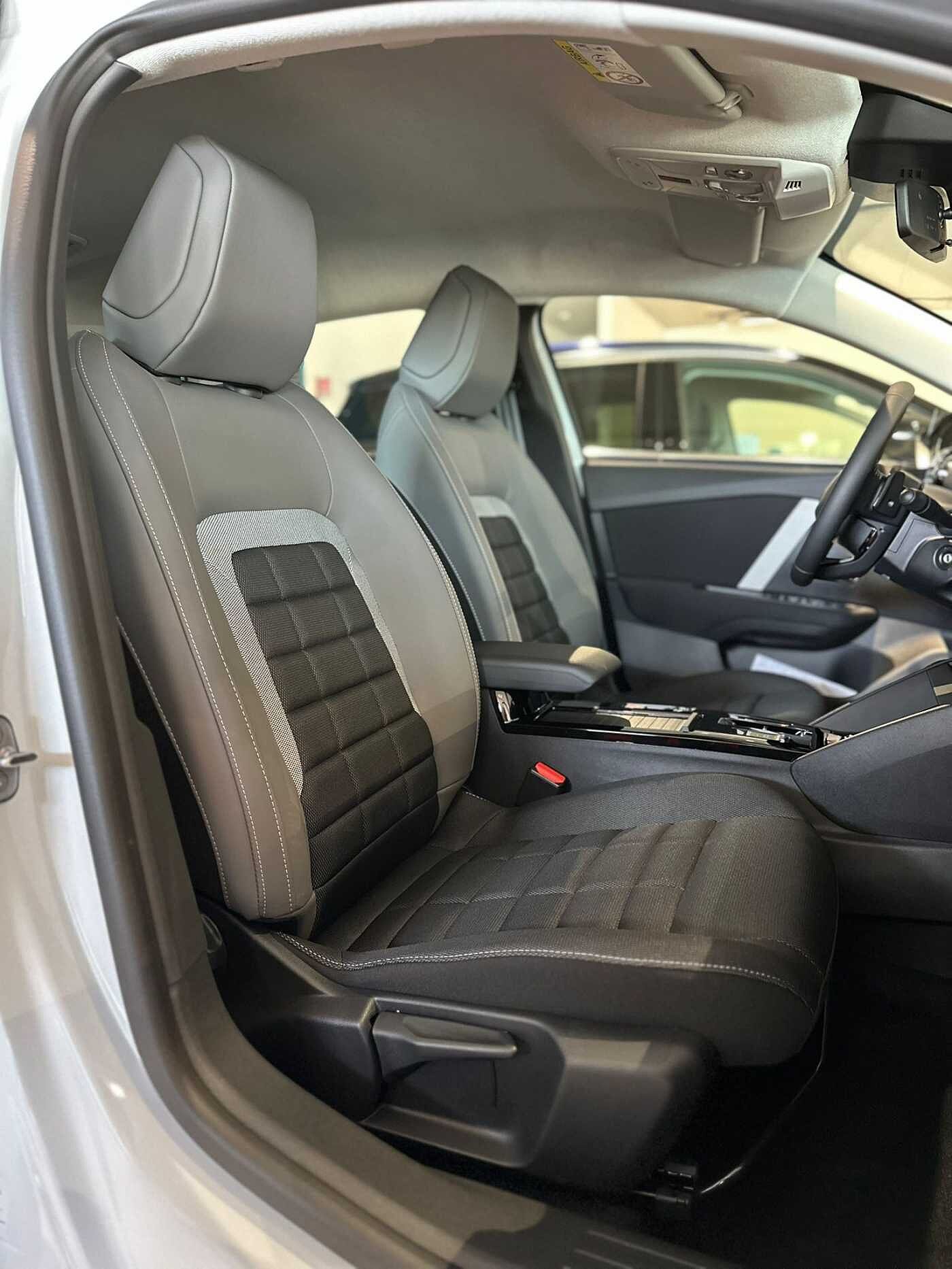 Citroen C4 – PureTech 130 S&S EAT8 Plus Km0