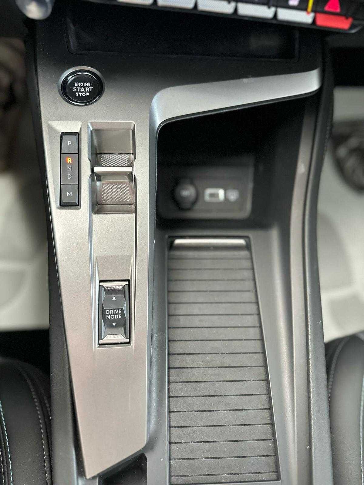 Peugeot 408 – PureTech 130 S&S EAT8 Allure