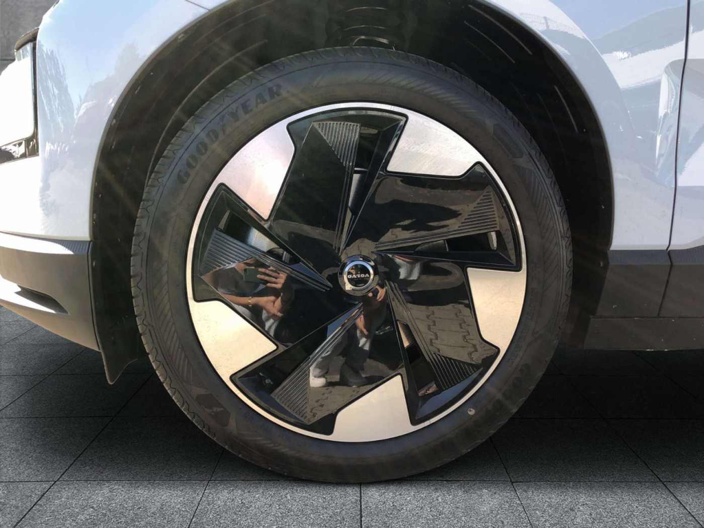 Volvo EX30 – Bild 7