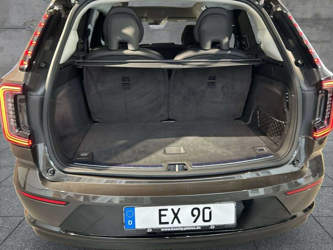 Volvo EX90 – Bild 8