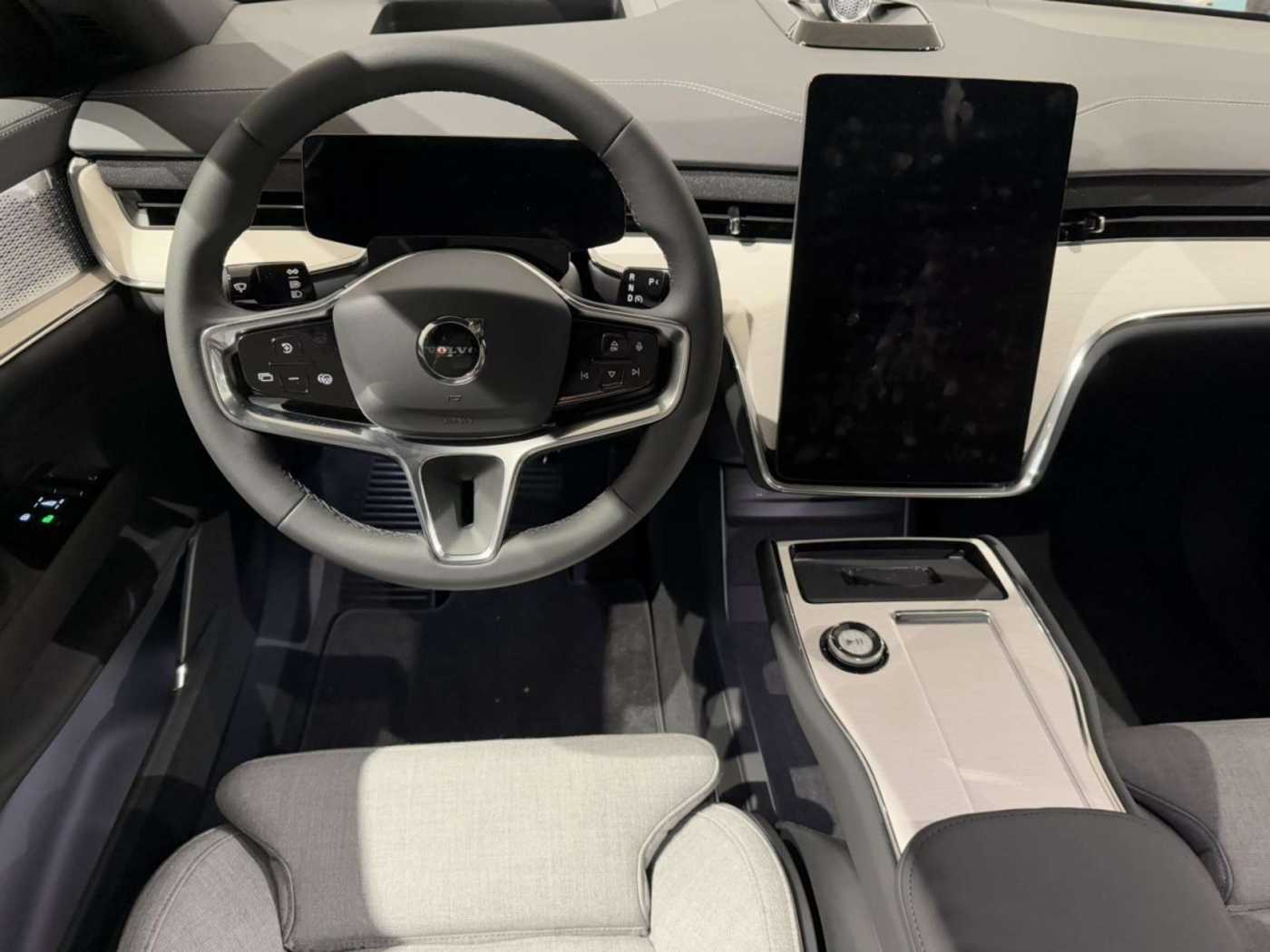 Volvo EX90 – Bild 12