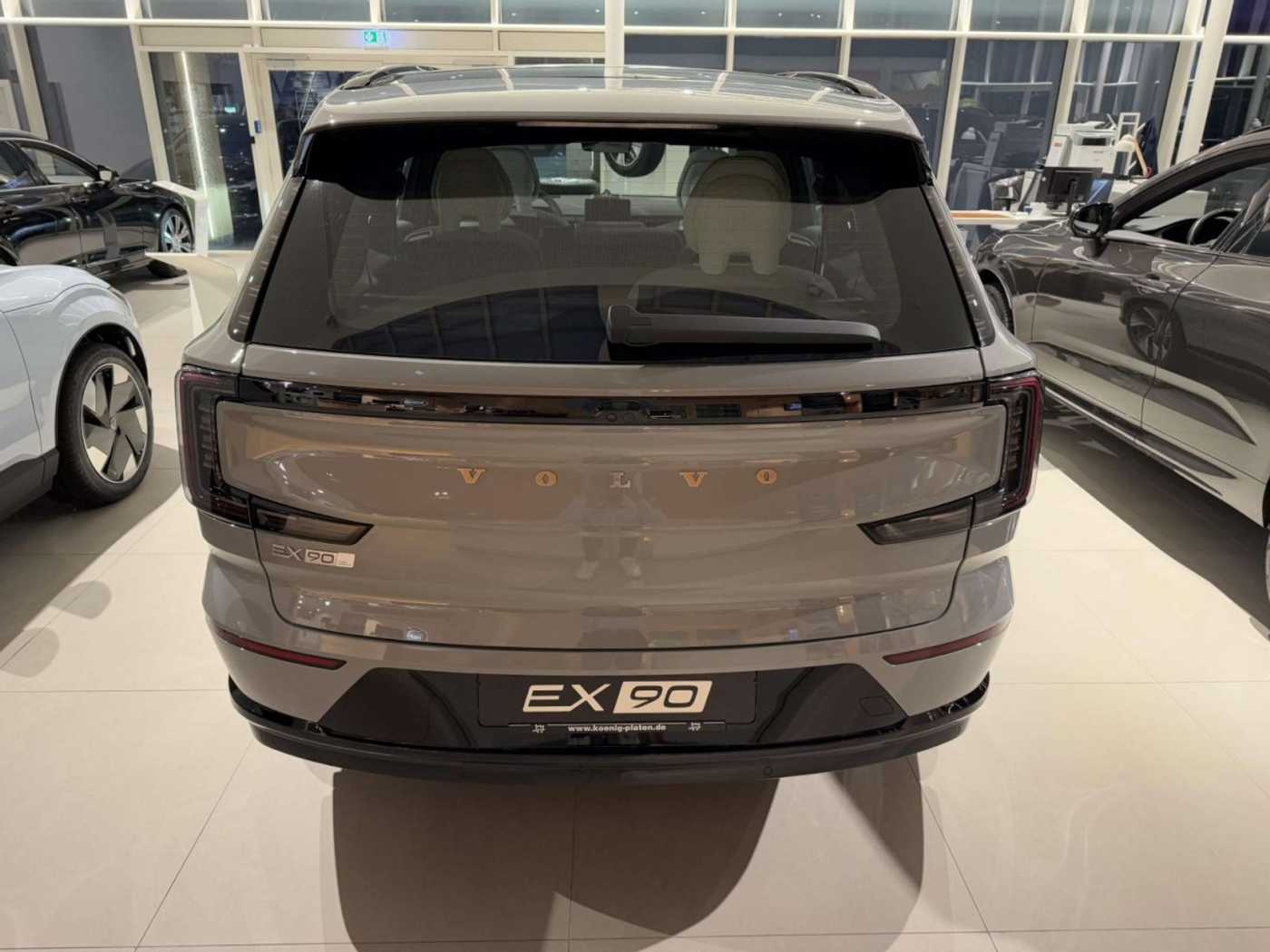Volvo EX90 – Bild 13