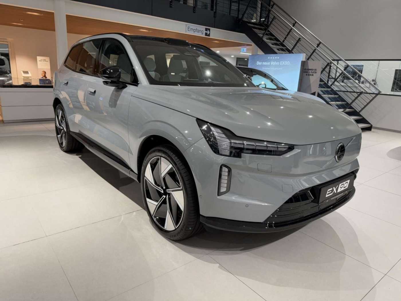 Volvo EX90 – Bild 2
