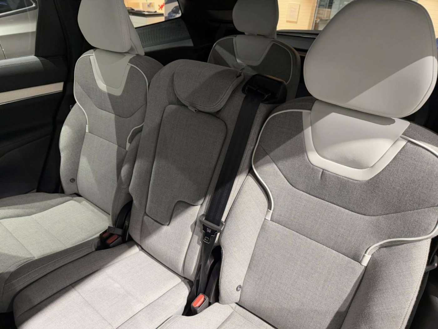 Volvo EX90 – Bild 8
