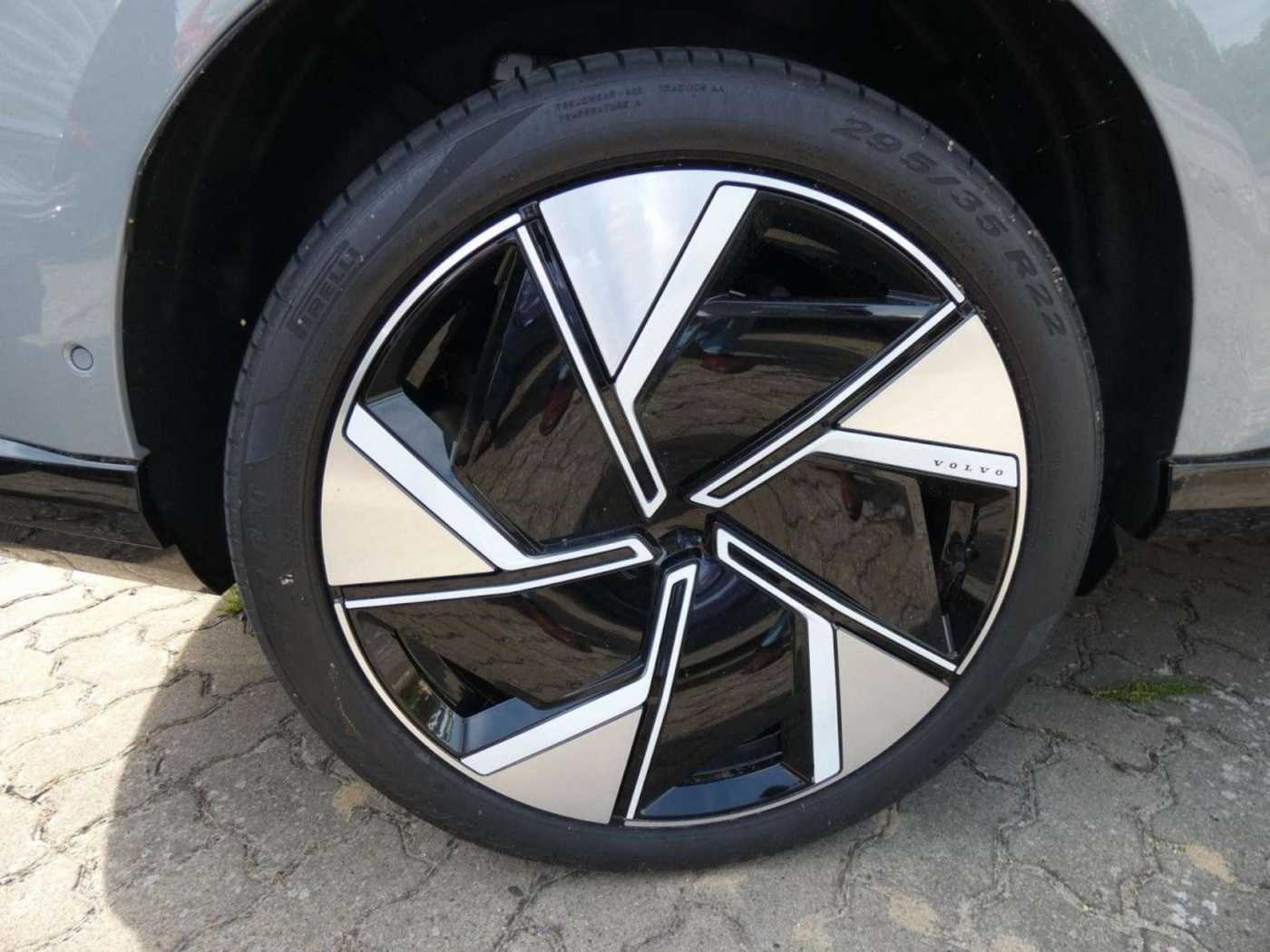 Volvo EX90 – Bild 11