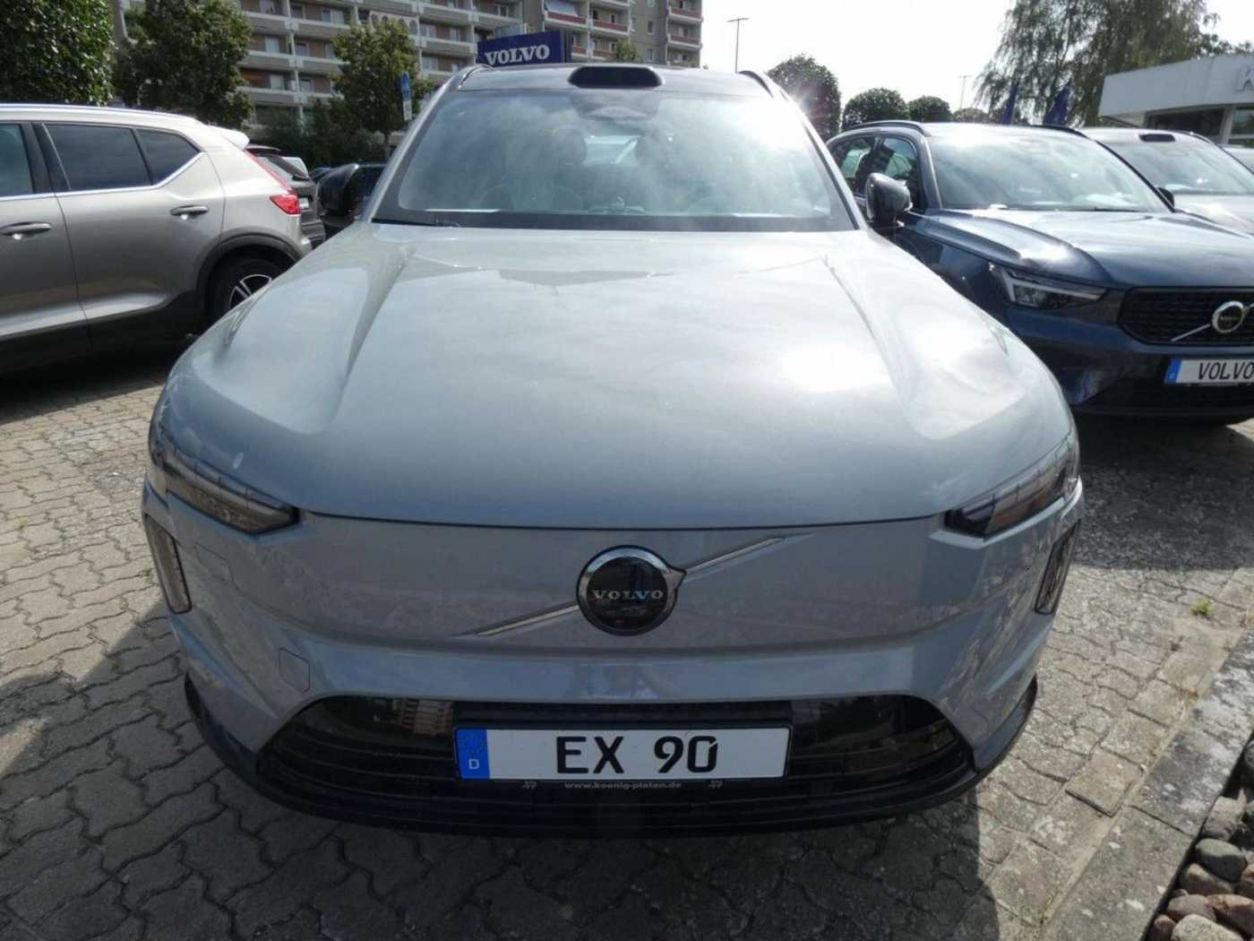 Volvo EX90 – Bild 12
