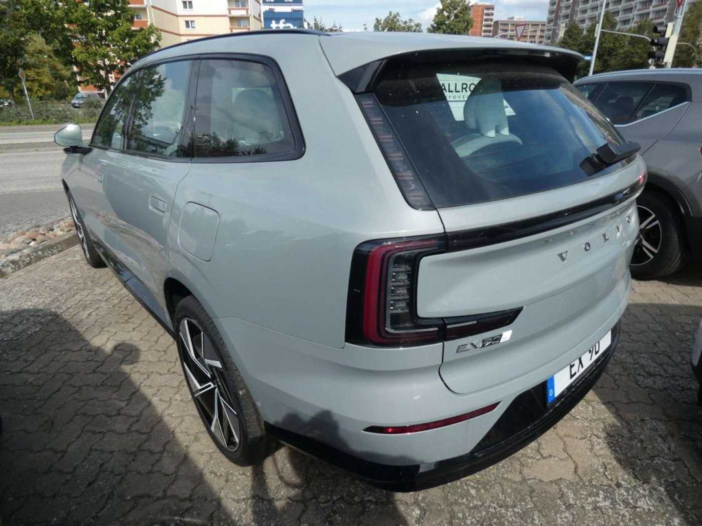 Volvo EX90 – Bild 3