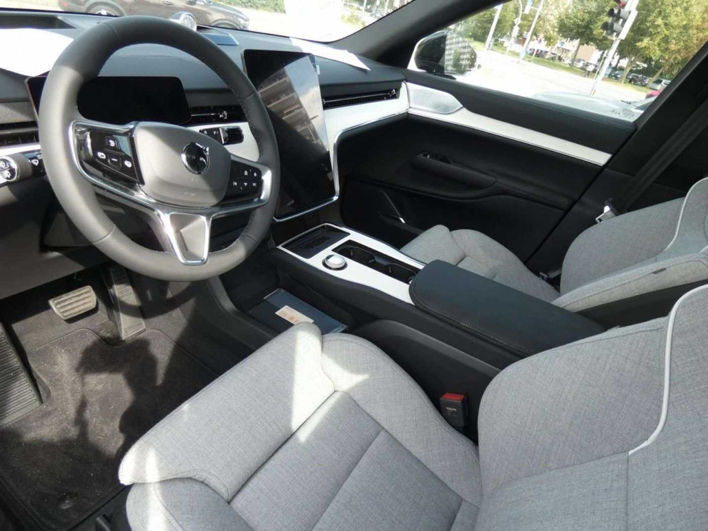 Volvo EX90 – Bild 5
