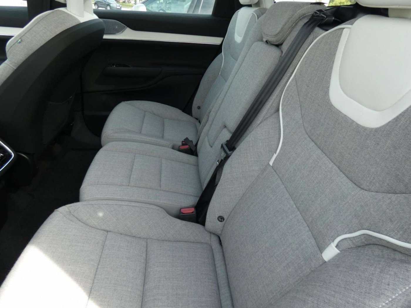 Volvo EX90 – Bild 9
