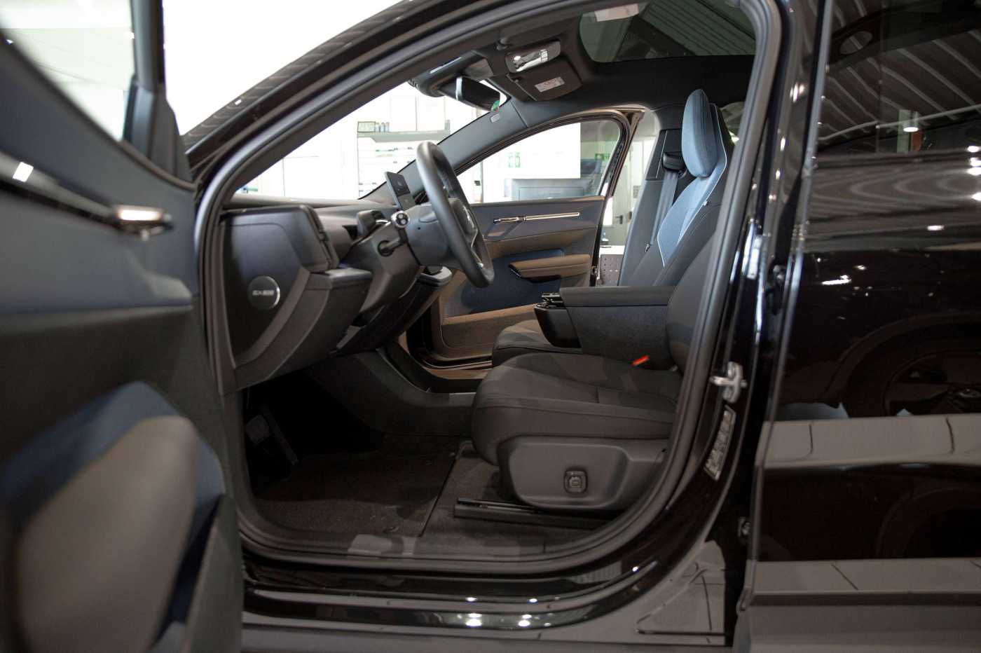 Volvo EX30 – Bild 12