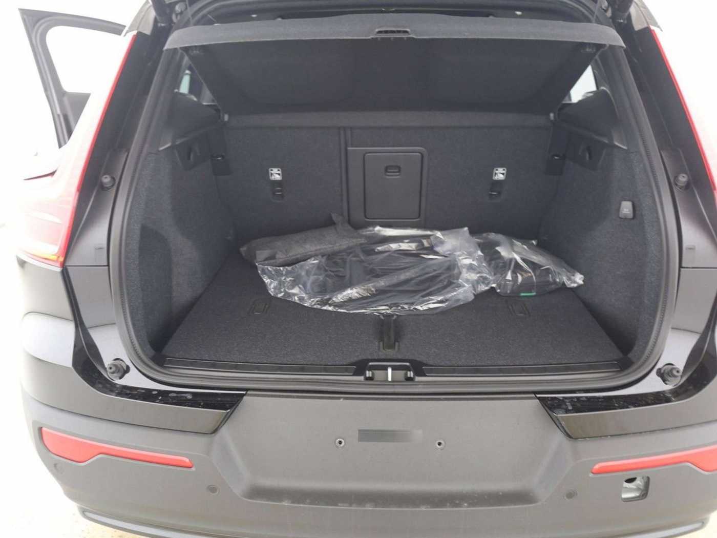 Volvo XC40 – Bild 12