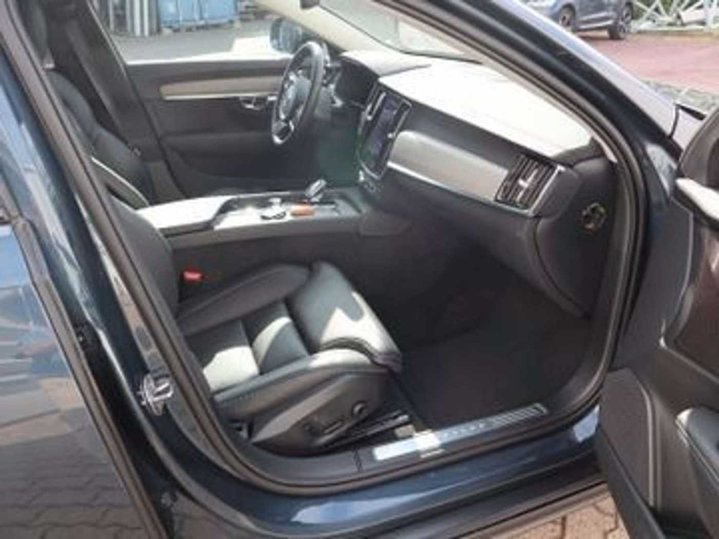 Volvo V90 Cross Country – Bild 6