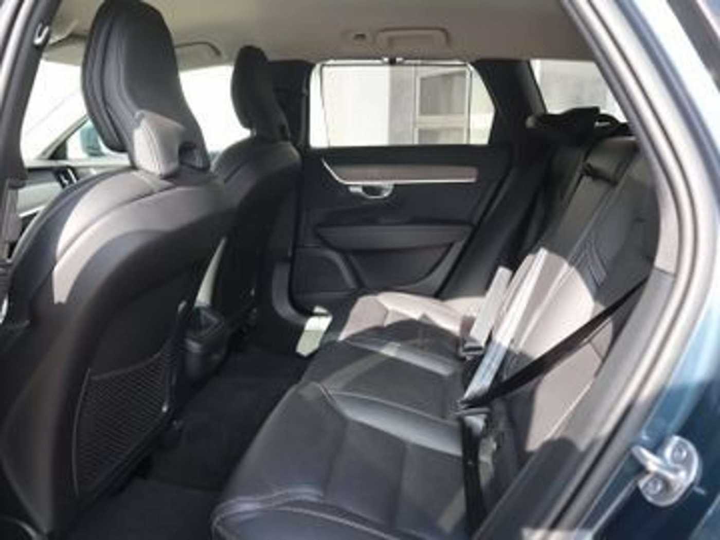 Volvo V90 Cross Country – Bild 8