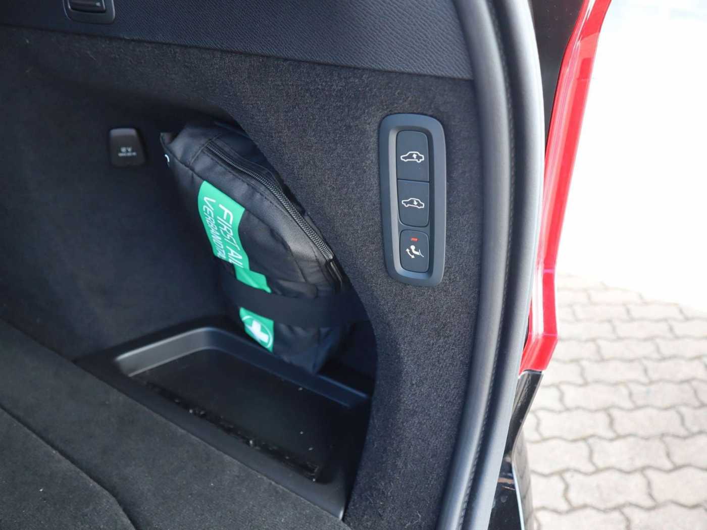 Volvo XC90 – Bild 12