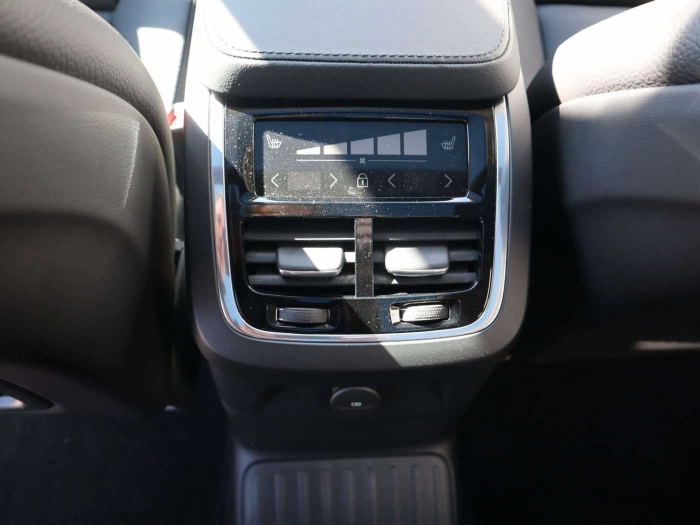 Volvo XC90 – Bild 7