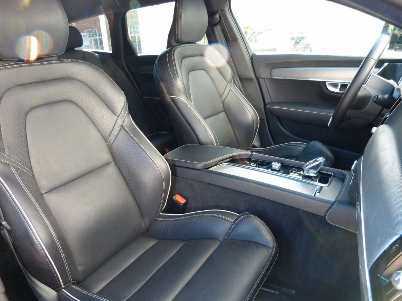 Volvo V90 Cross Country – Bild 16